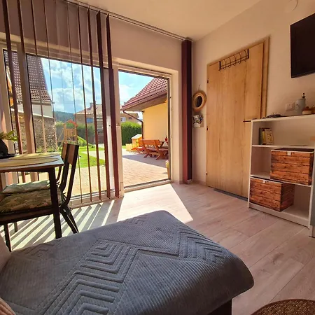 Anička Vo Važci Važec