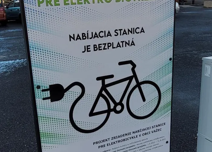 Anicka Vo Vazci * Važec